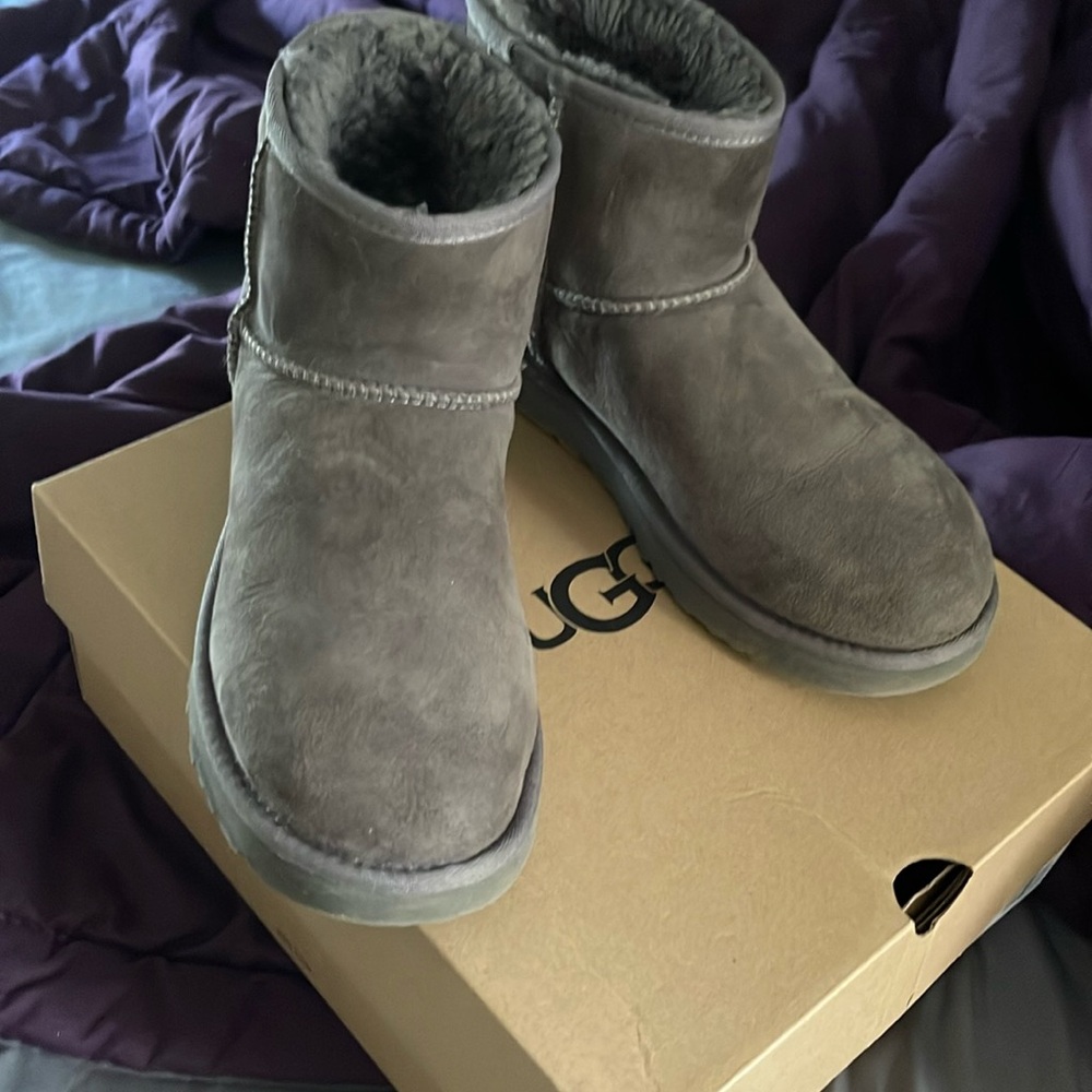 Women’s classic mini grey UGGs